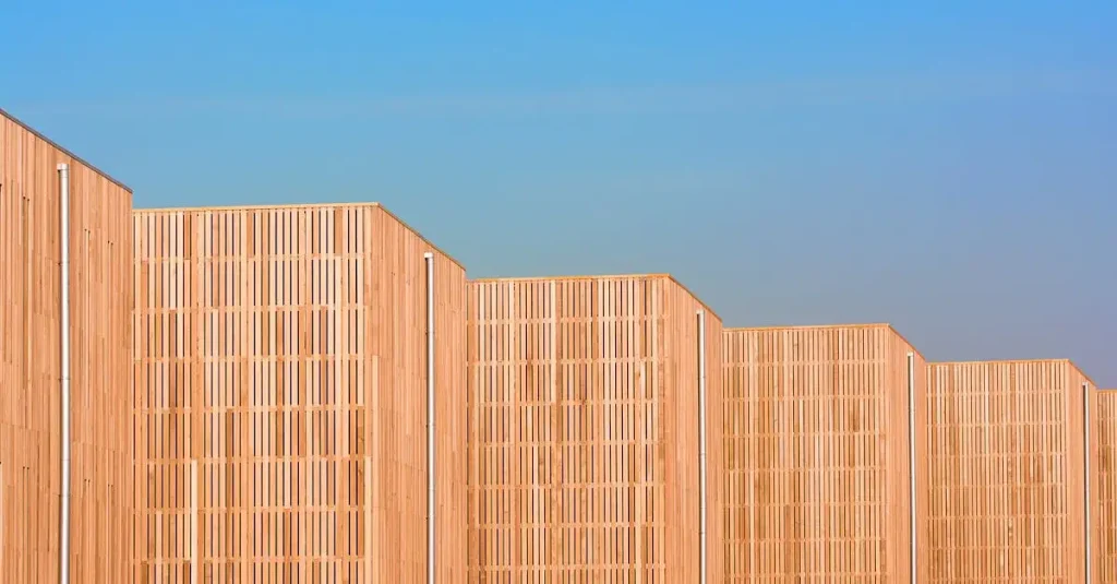 Geschikte materialen voor buitenbeelden het hele jaar door